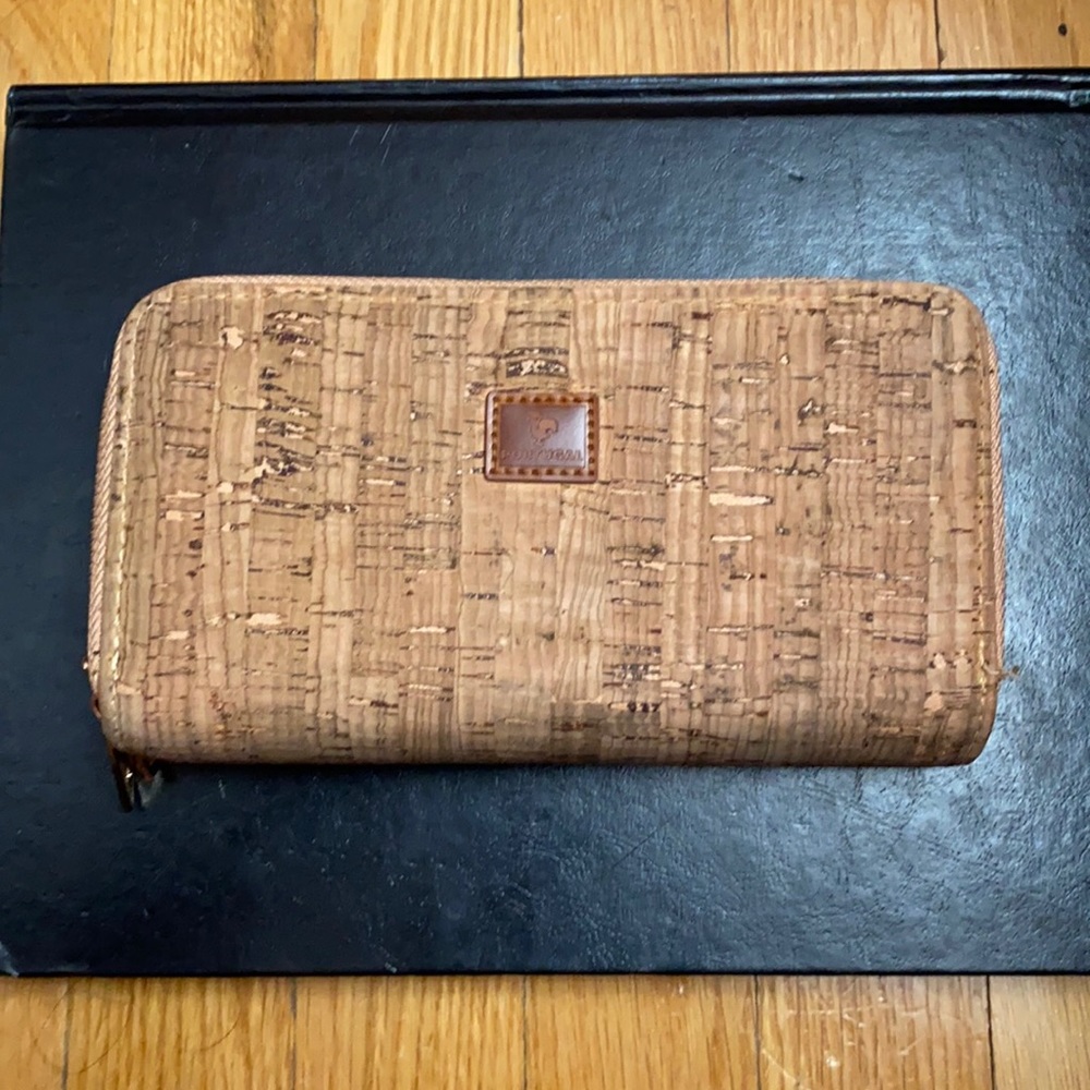 Dual pocket Portugal Cork wallet